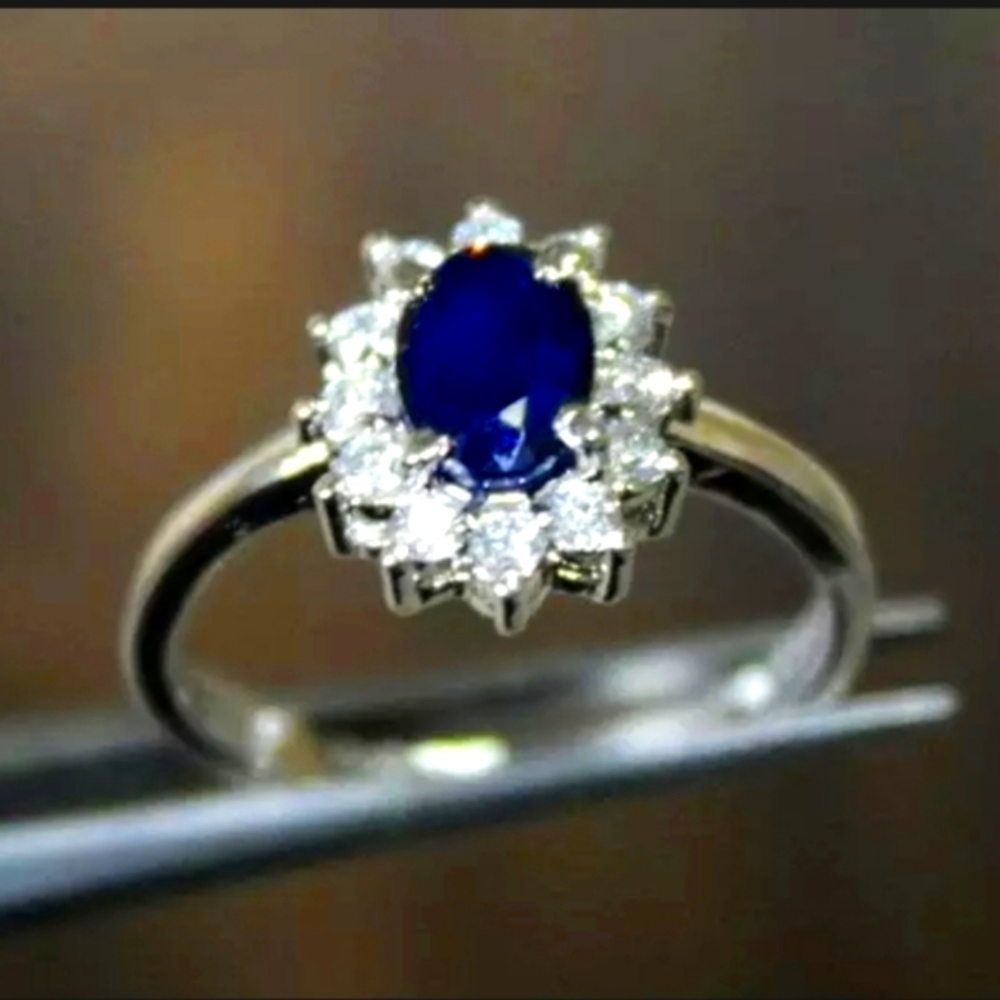 ((Size 7)) Sterling Silver Blue Sapphire Halo Ring